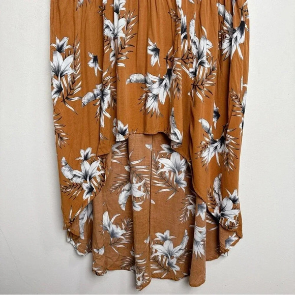 Torrid Womens 3X Hi Low Charlis Floral  Tank - Picture 7 of 13